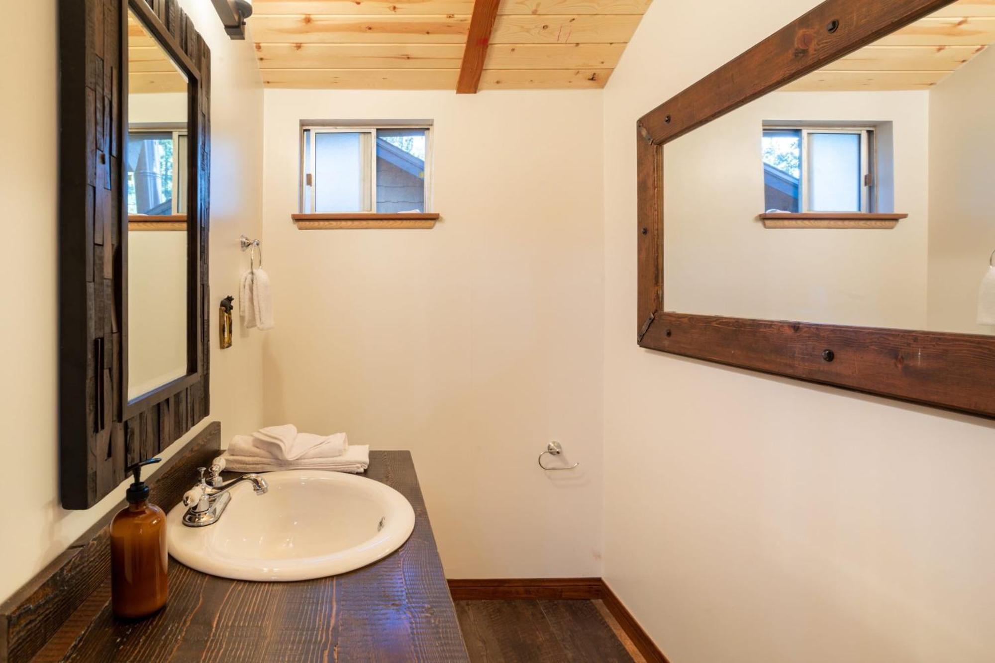 Bear'S Lair By Avantstay 3Mins From Bear Mountain Ski Resort ビッグ・ベアー・レイク エクステリア 写真